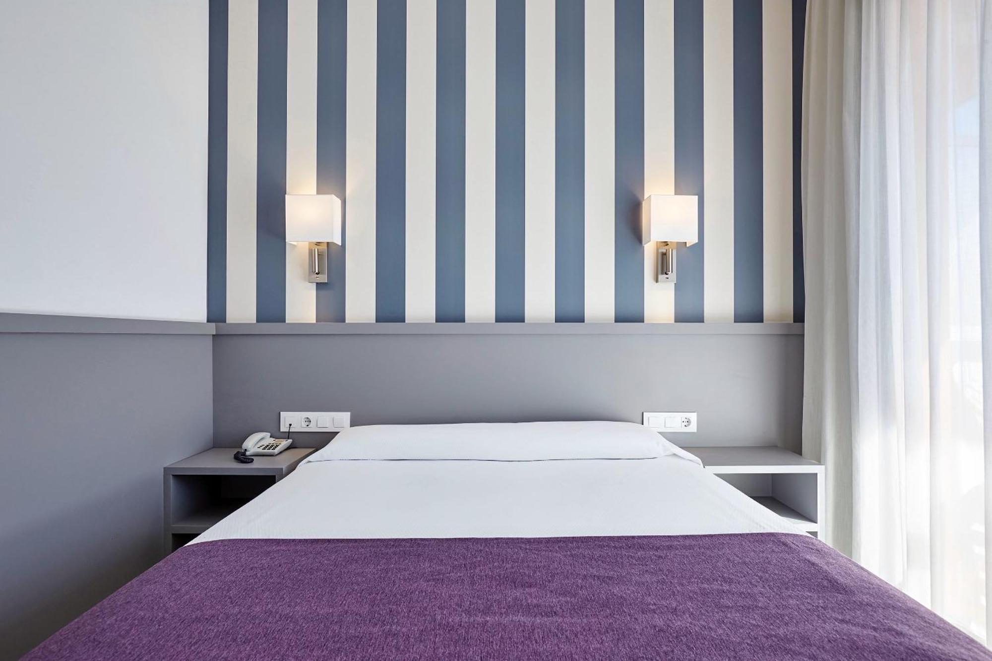 Hotel Surf Mar Λορέτ Ντε Μαρ Εξωτερικό φωτογραφία