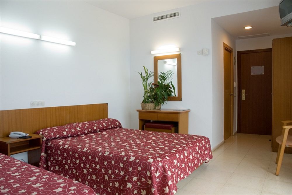 Hotel Surf Mar Λορέτ Ντε Μαρ Εξωτερικό φωτογραφία